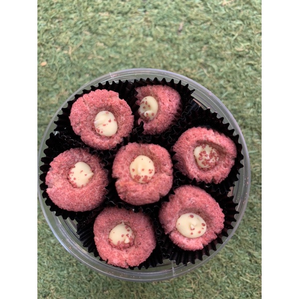 

AWAKUKE KUE KERING RED VELVET 250 GRAM