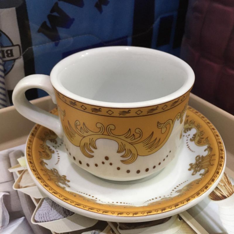 Cangkir Keramik Set Cangkir Mahkota Sango