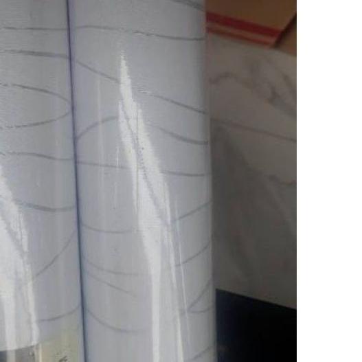 Wallpaper Sticker Dinding Motif Salur Putih Polos Timbul