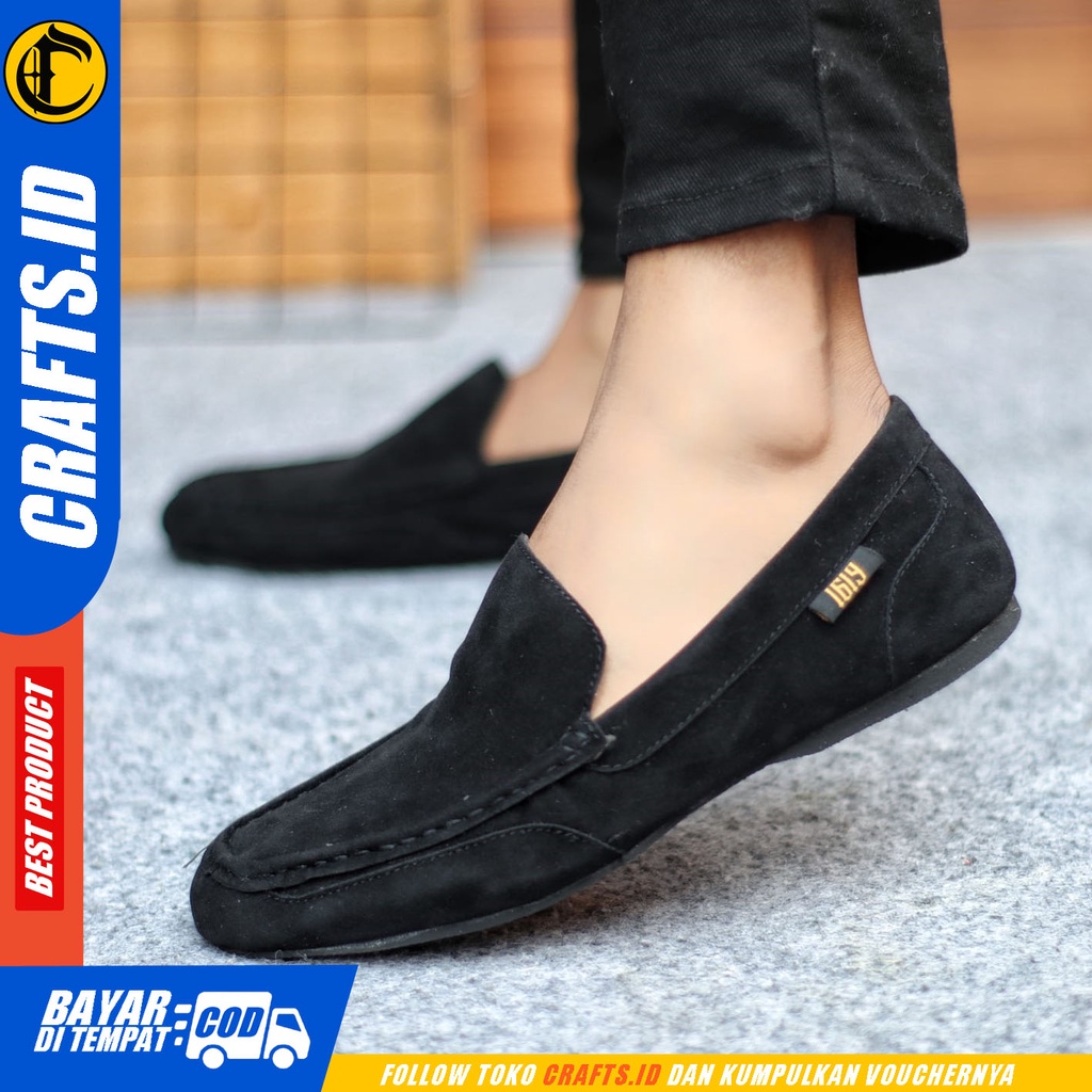 Sepatu Casual Pria  Sepatu Slip On Pria Kulit Suede Kerja Kantor Kuliah Kondangan Sepatu Slop Pria Sepatu Hitam Pria CRAFTS MORD