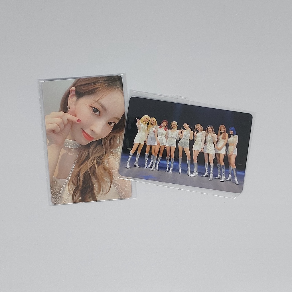 Photocard TWICE - World in a Day (DAHYUN & GROUP) PC