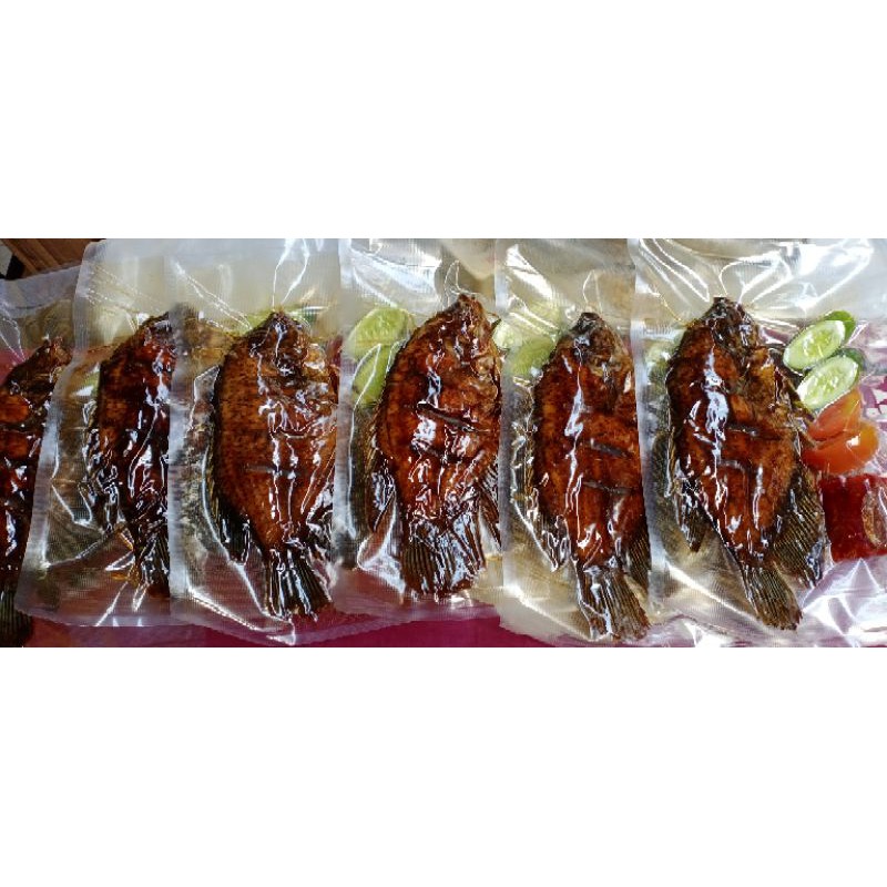 

Gurami Bakar Vacum Pack (Size 500 gr) + Lalapan + Sambal