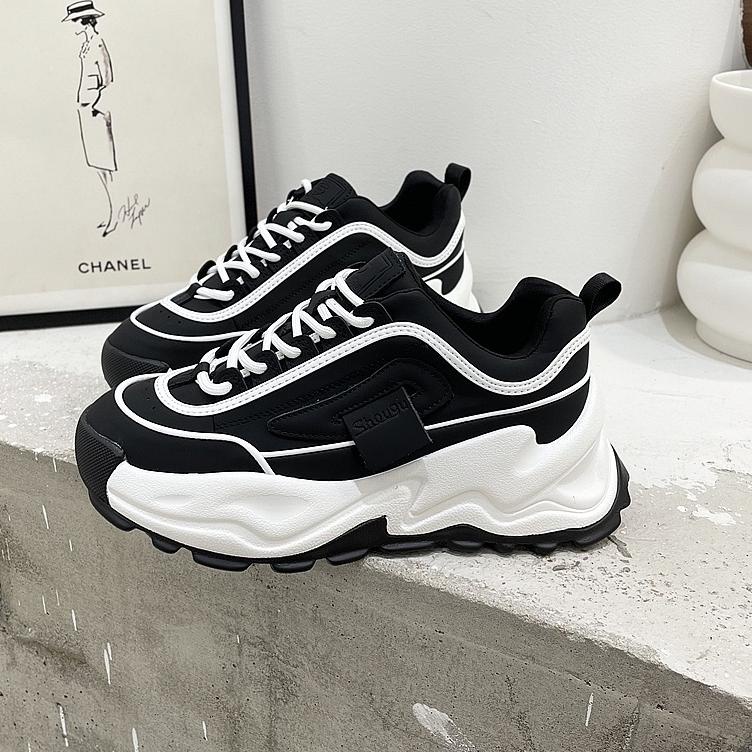 SALEE.. LIVISON Jovanka  Sepatu Wanita Sneakers Shoes SP017 Hitam