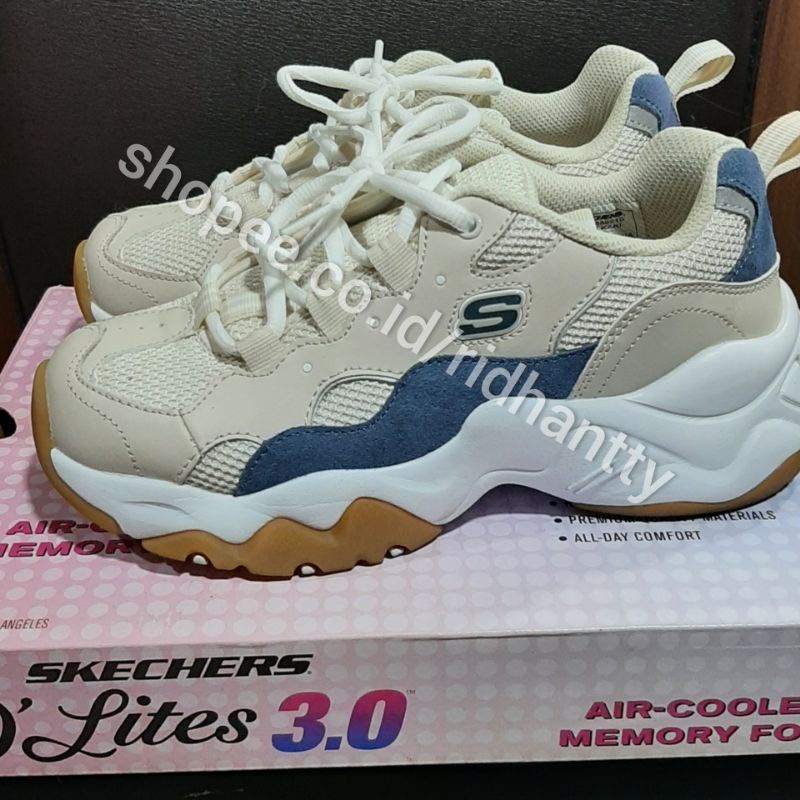 [PRELOVED] Skechers SKCHRS D'Lites 3.0 High Alert Sneakers Size 36 Sepatu Kets Wanita (Bonus Tali Bi