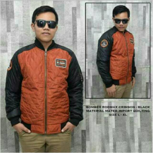 Jaket Bomber Mondy Merah Bata