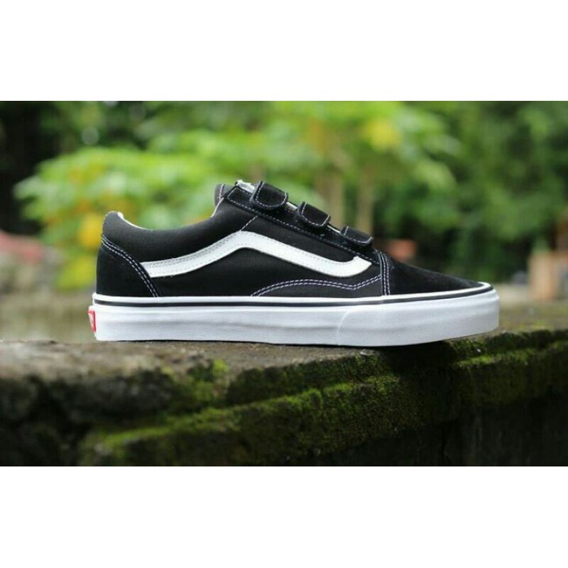 Vans Oldskool velcro black white