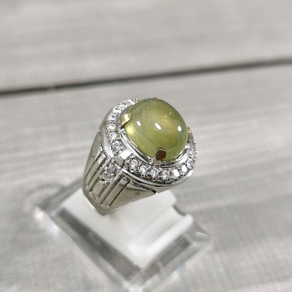 CINCIN BATU PERMATA NATURAL GREEN SPHENE TITANITE