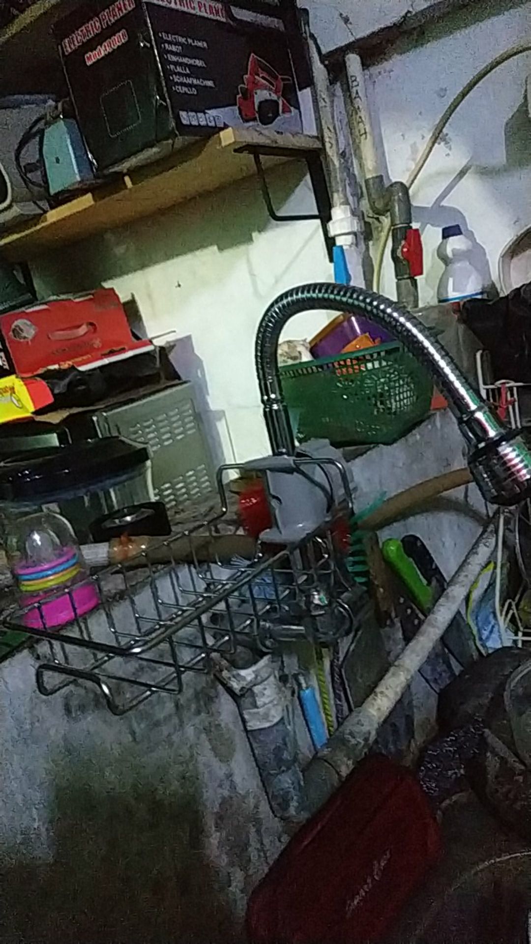 Rak Gantungan Barang & Sabun Keran Air Peralatan Dapur