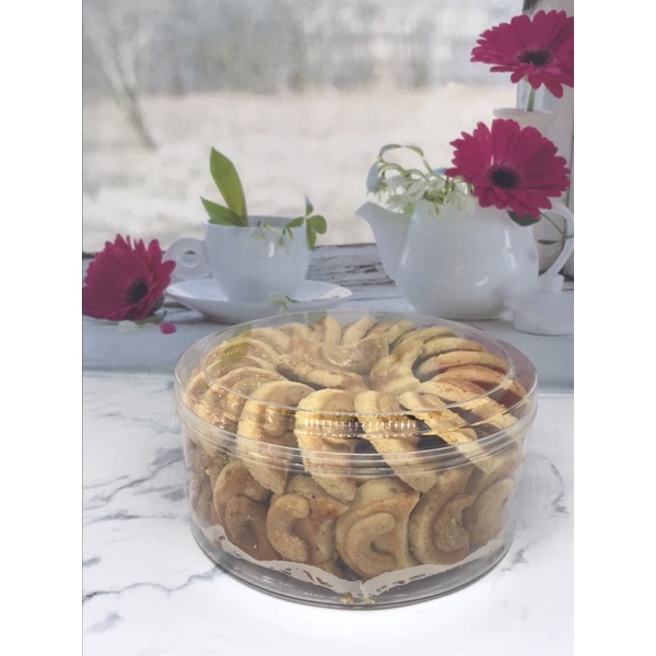 

kue kacang Mede/ cookies Kacang Mede