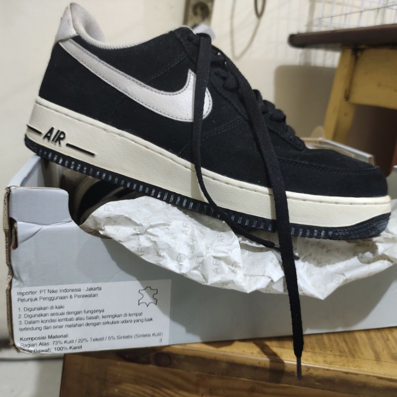 Nike air force 1 second authentic
