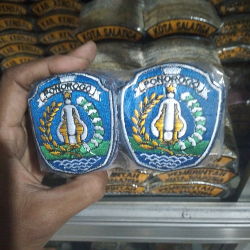 KWARDA JAWA BARAT LOGO 100BIJI BORDIR