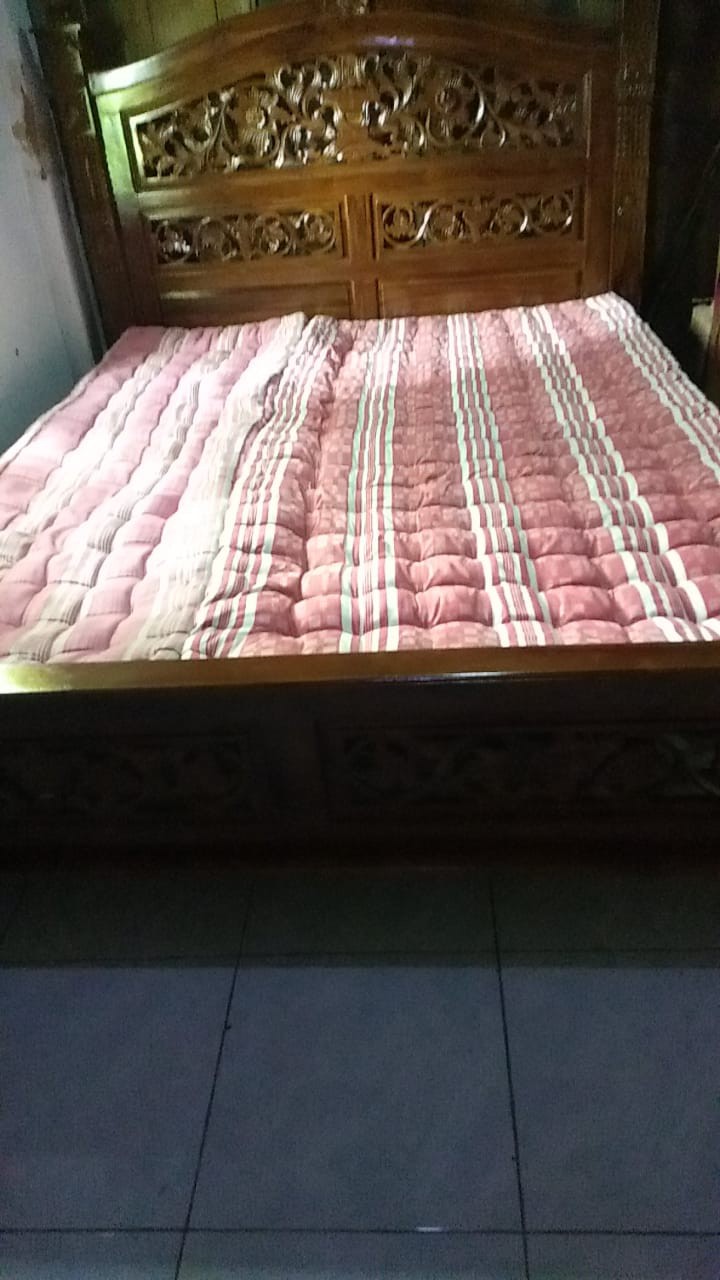 Tempat Tidur Ukir Kayu Jati Model Rahwana Jepara Unfinishing