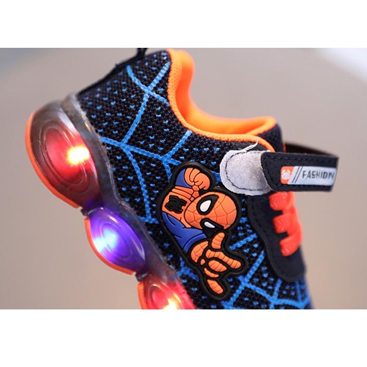 LED7-Sepatu Sneaker Anak Laki Laki Lampu LED Import K95W