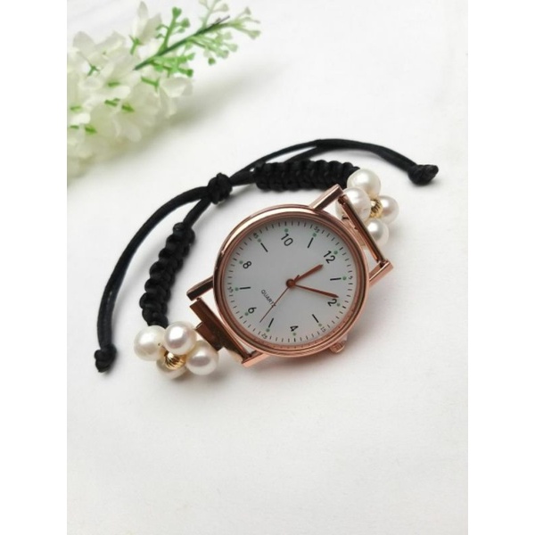 Jam mutiara air tawar.