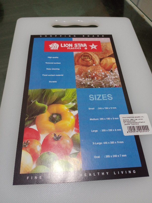 Talenan Plastik / Chopping Board Size M Ch-2 Lion Star