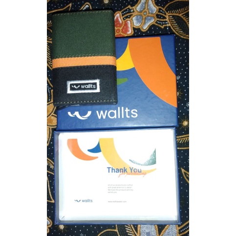 Dompet Kartu Wallts
