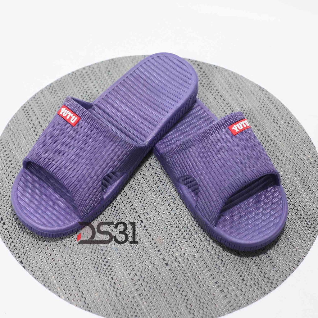 SANDAL PRIA DAN WANITA SLIP ON EMPUK DAN RINGAN YUTU 1604