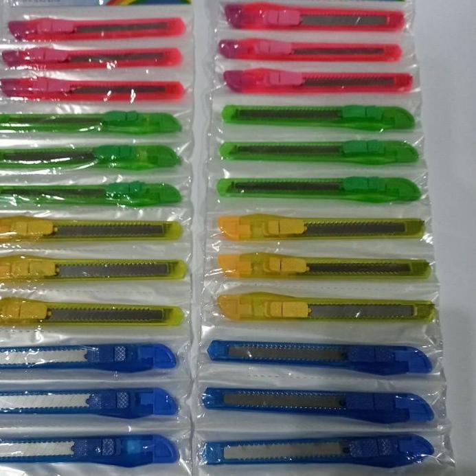

〈〈GRO⚡IR〉〉 Cutter transparan kecil/12pcs cutter/alat potong/silet tajam produck terbaik