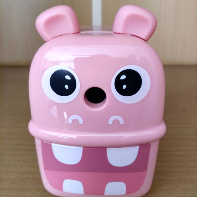 

RAUTAN MEJA HIPPO pengserut u serutan alat tulis anak