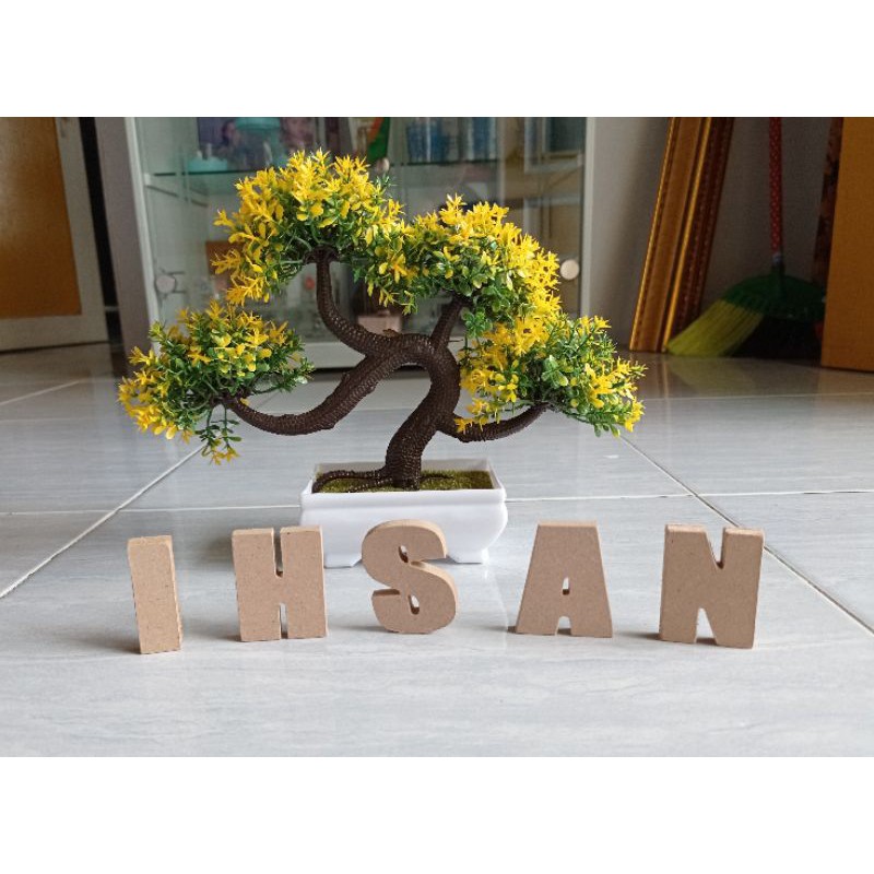 

tulisan nama kayu