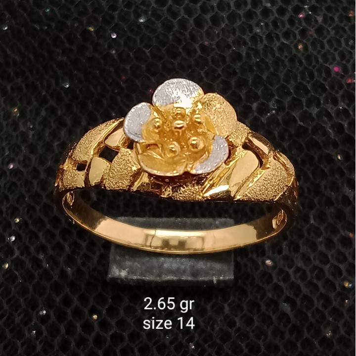 Cincin Emas 17K - 2.65 gr Kadar 750 - 1572