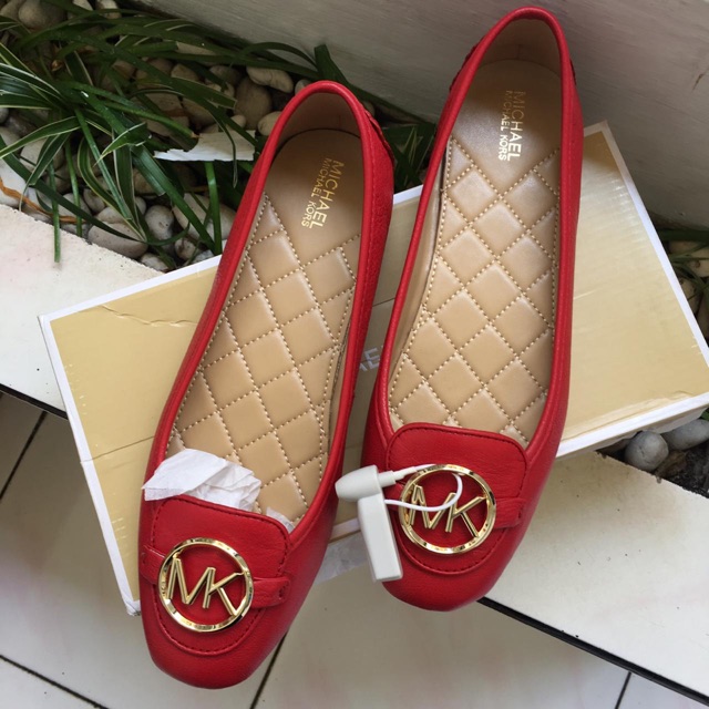 MK LILIE MOC BRIGTH RED