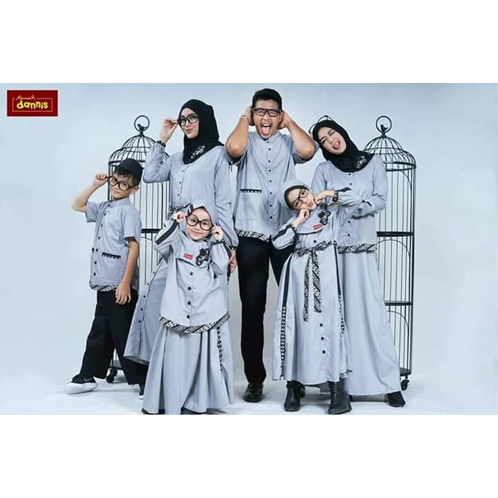 Dannis Sarimbit D  monochrome 2020