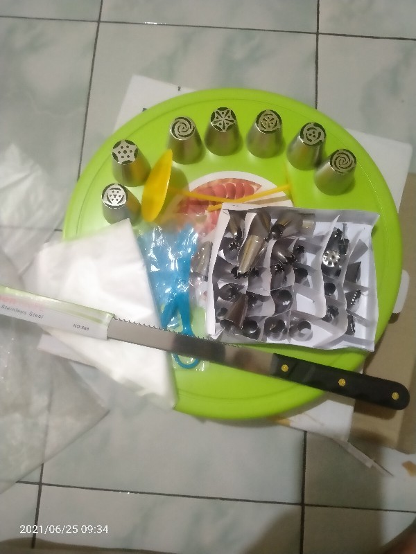 Dekor Set Meja Putar Hias Kue Lengkap Spuit Rusia Original