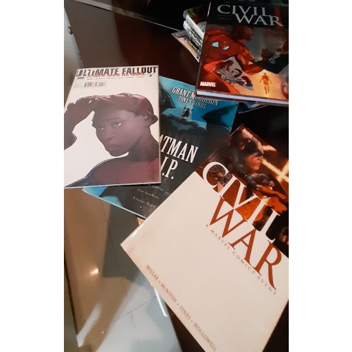 Komik superhero Marvel & DC