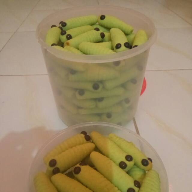 

Kue kering ulat sutra