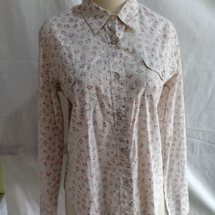 KEMEJA WANITA POLO JEANS MOTIF BUNGA - PUTIH GADING L
