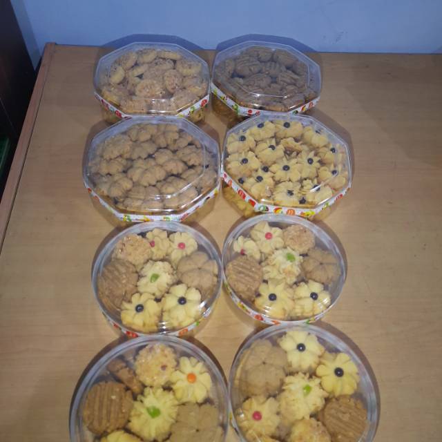 

Aneka Kue Kering
