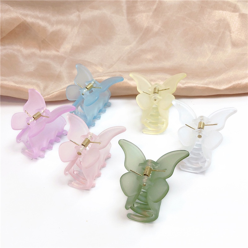 Beautiful Frosted Acrylic Butterfly Hair Clip For Women