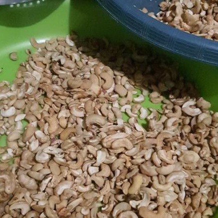 

BISA COD kacang mete belah matang mete asli wonogiri