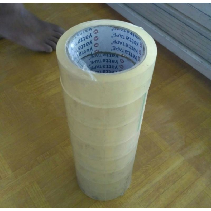

Lakban Yatta Tape Bening ukuran 36 x 72 yard