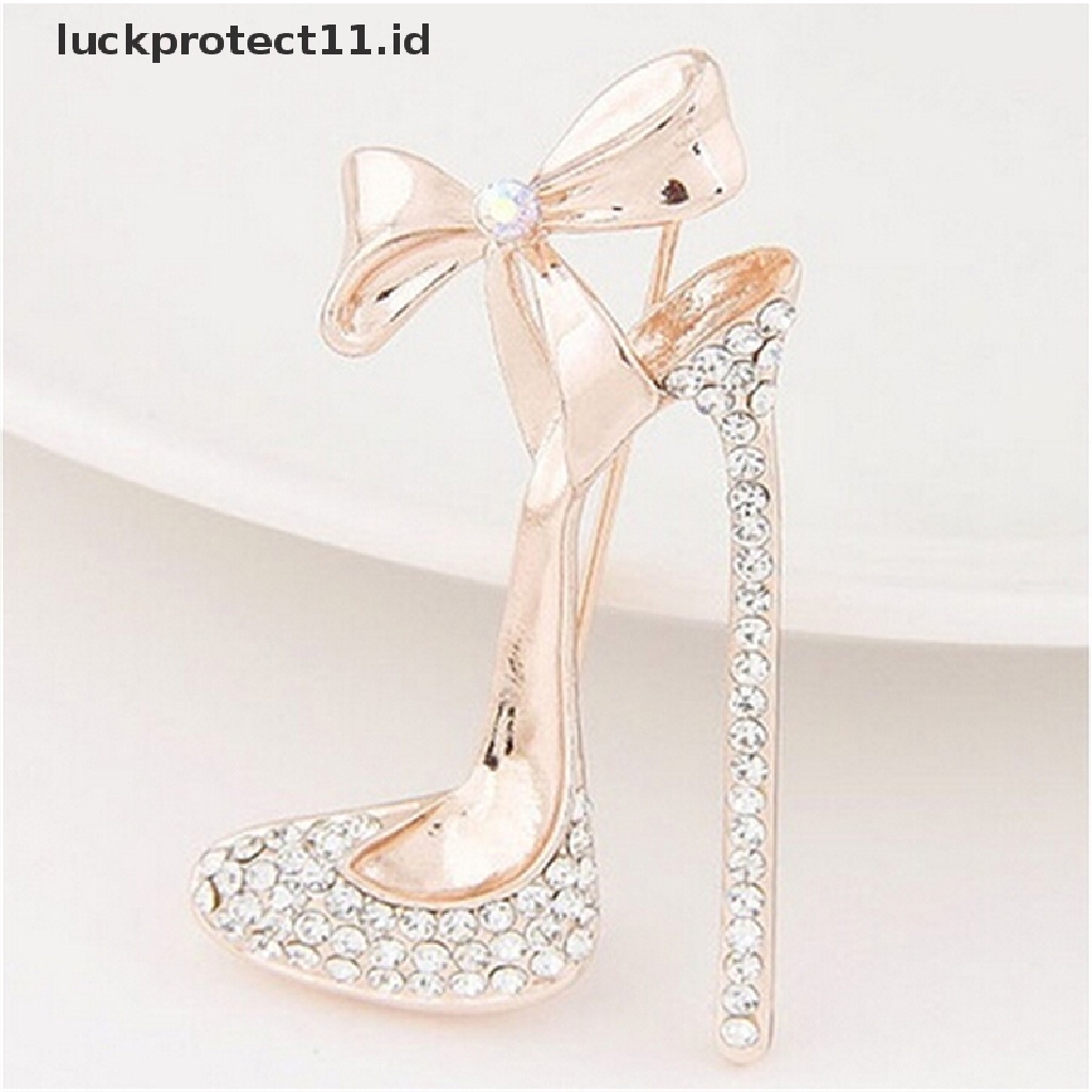 &lt; Luckprotect11. &lt; LuckproteksiBros Pin Lapis Emas Desain Sepatu High Heels Hias Kristal Berlian Imitasi Untuk Wanita