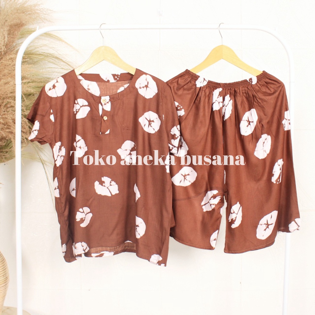 Setelan Baju Tidur Piyama Pendek Motif Daun Warna Bahan Rayon-Motif 08