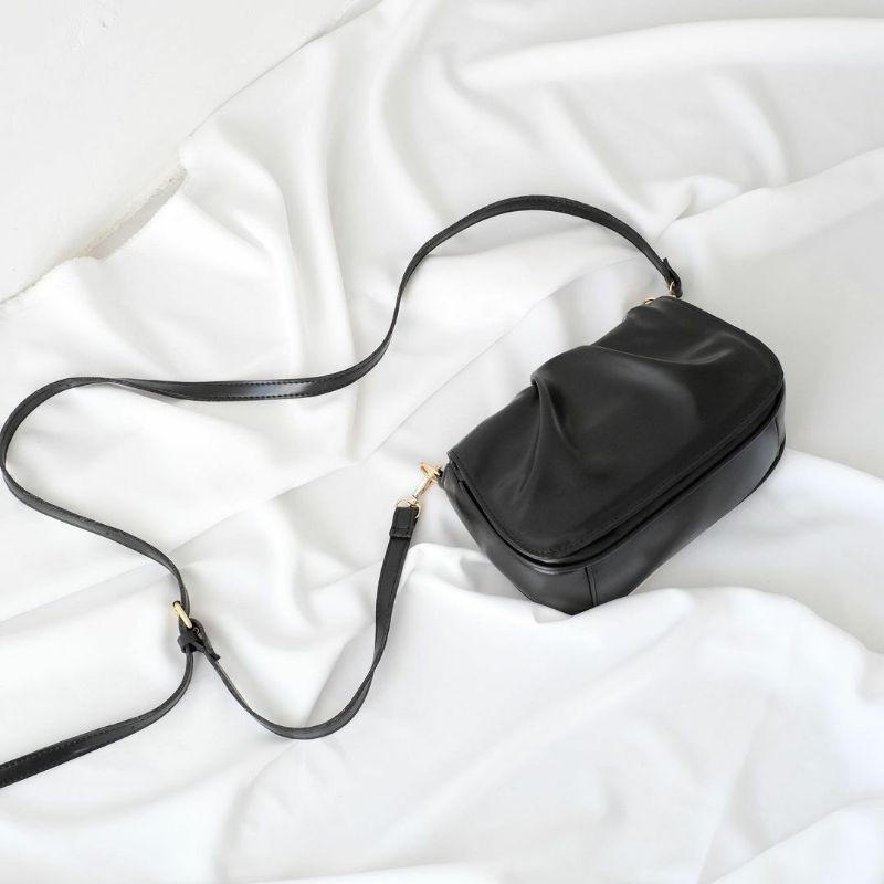 SLING BAG FLICKA KODE DD 103 *BLACK* ORI BY FLICKA