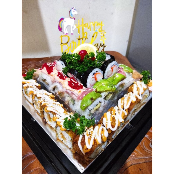 

Sushi Cake IKAGO SUSHI