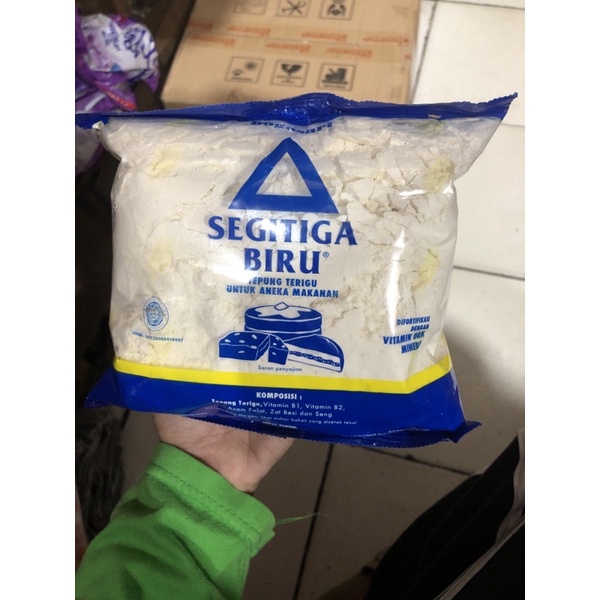 

Segitiga Biru 1/2Kg