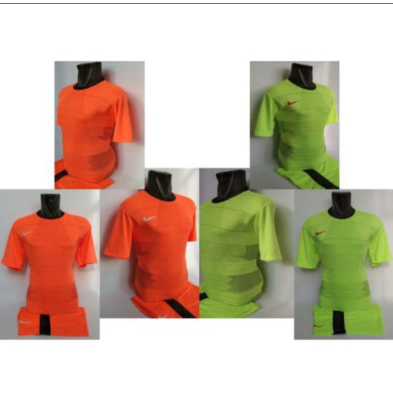 setelan dewasa/jersey/baju bola/kostum futsal/kostum bola