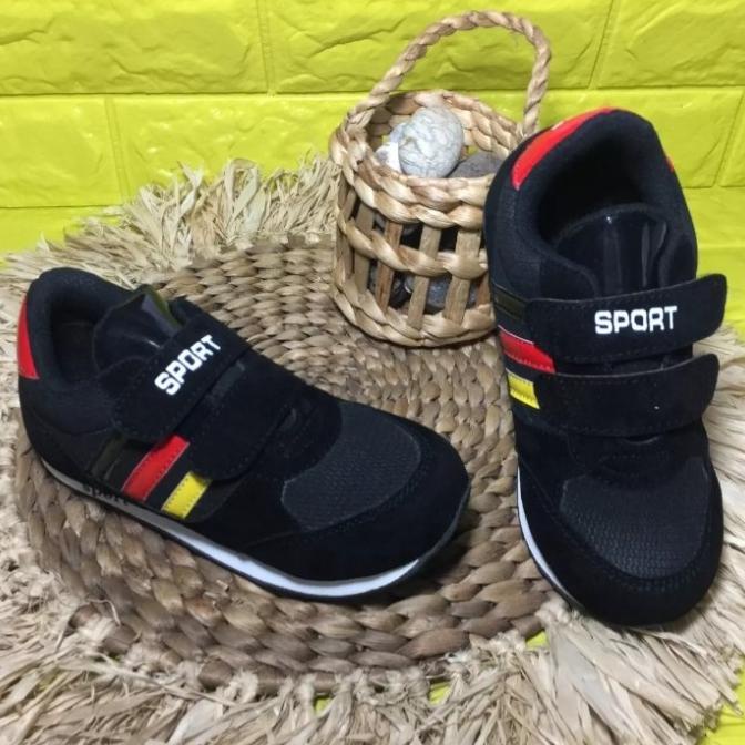 SEPATU ANAK LAKI LAKI SEPATU SEKOLAH ANAK SNEAKERS ANAK SEKOLAH SD SMP