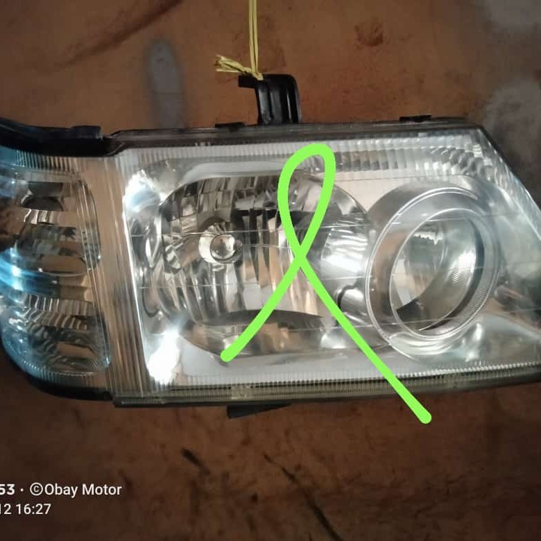Headlamp Mitsubishi Kuda Grandia Original