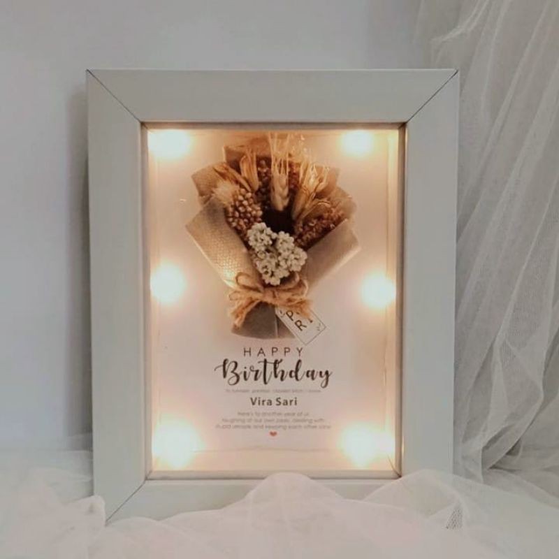 Download Dried Flowers In Frame 3d Gift Graduation Wedding Anniv Birhtday Etc Shopee Indonesia