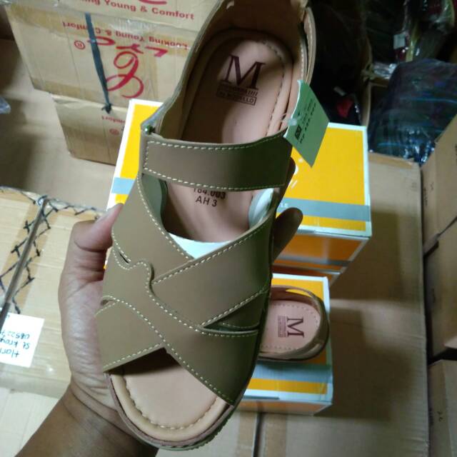 Sandal modello