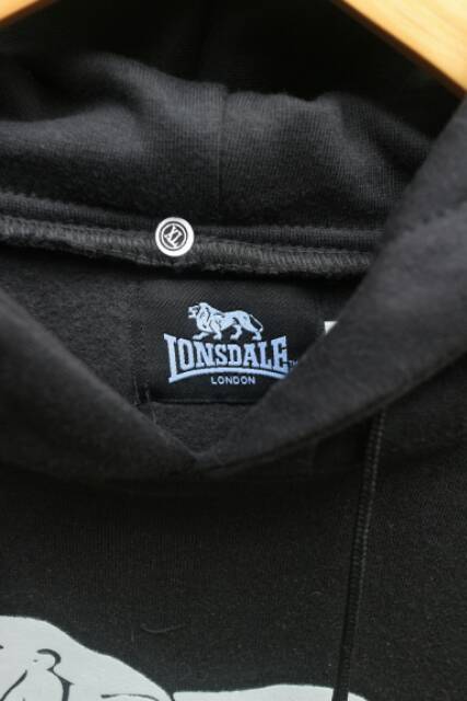 Hodie lonsdale list army