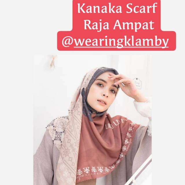 Kanaka Scarf Raja Ampat Wearing Klamby