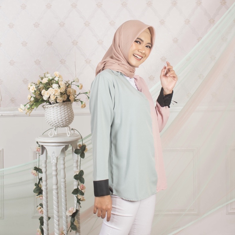 Nouri Avani Kemeja Blouse Two tone Tosca Baby Pink Moschino Premium