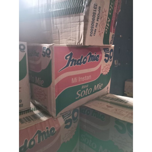 

INDOMIE KUAH RASA SOTO MIE 1 DUS