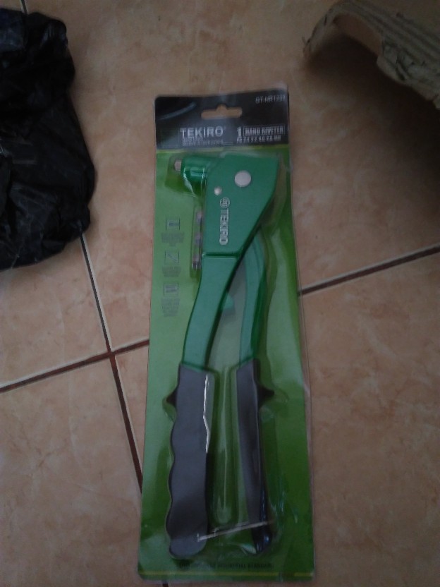 Tang Rivet Tekiro Gt-hr12321 (hijau) Mgj